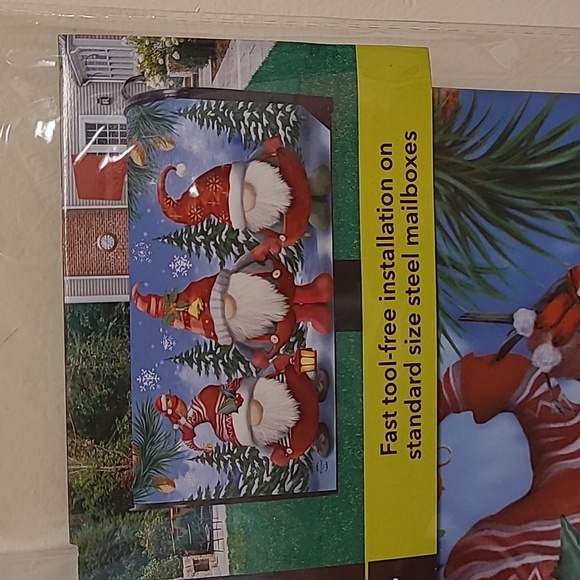 New Gnome Magnetic Mailbox Cover - Picture 3 of 16